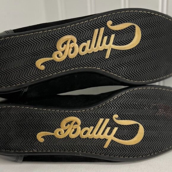 Bally - Black Suede Flats w/ Patent Leather Trim Sz 10 - Picture 6 of 7